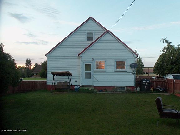 2nd image of 132 E 4th Ave