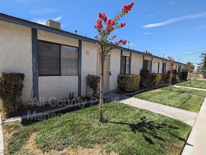1st image of 8744 E Avenue U6