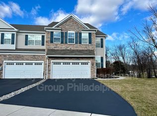 242 Fairfield Cir W, Royersford, PA 19468