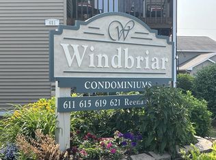 615 Reena Ave APT 6, Fort Atkinson, WI 53538