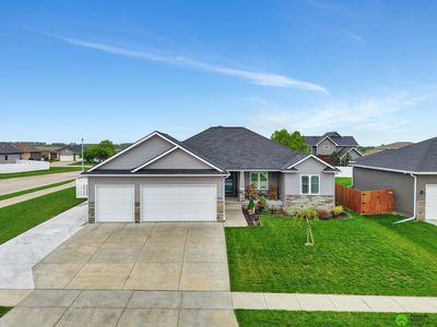 1214 Birchwood Dr, Hickman, NE, 68372