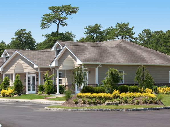 Fairfield Knolls East | 100 Fairfield Ln, Mastic Beach, NY