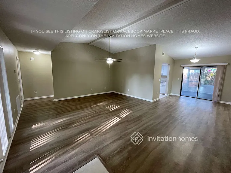 14734 Oak Vine Dr — Photo 2
