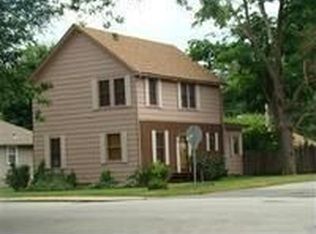 401 W Porter Ave, Chesterton, IN 46304