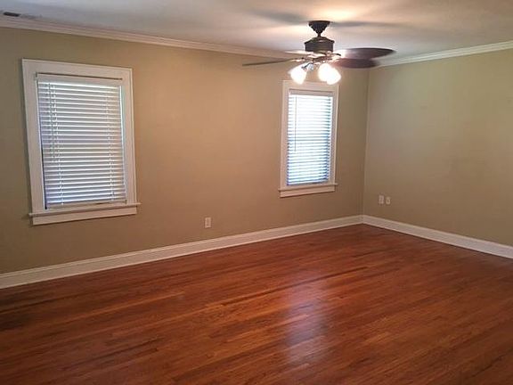 5th image of 6004 Catalina St