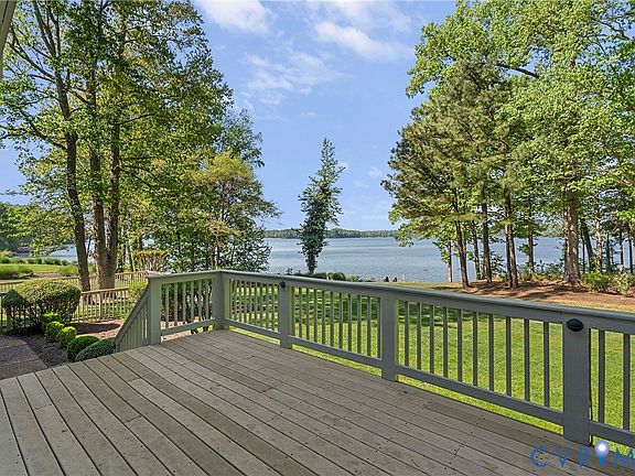 4th image of 5213 Clipper Cove Rd