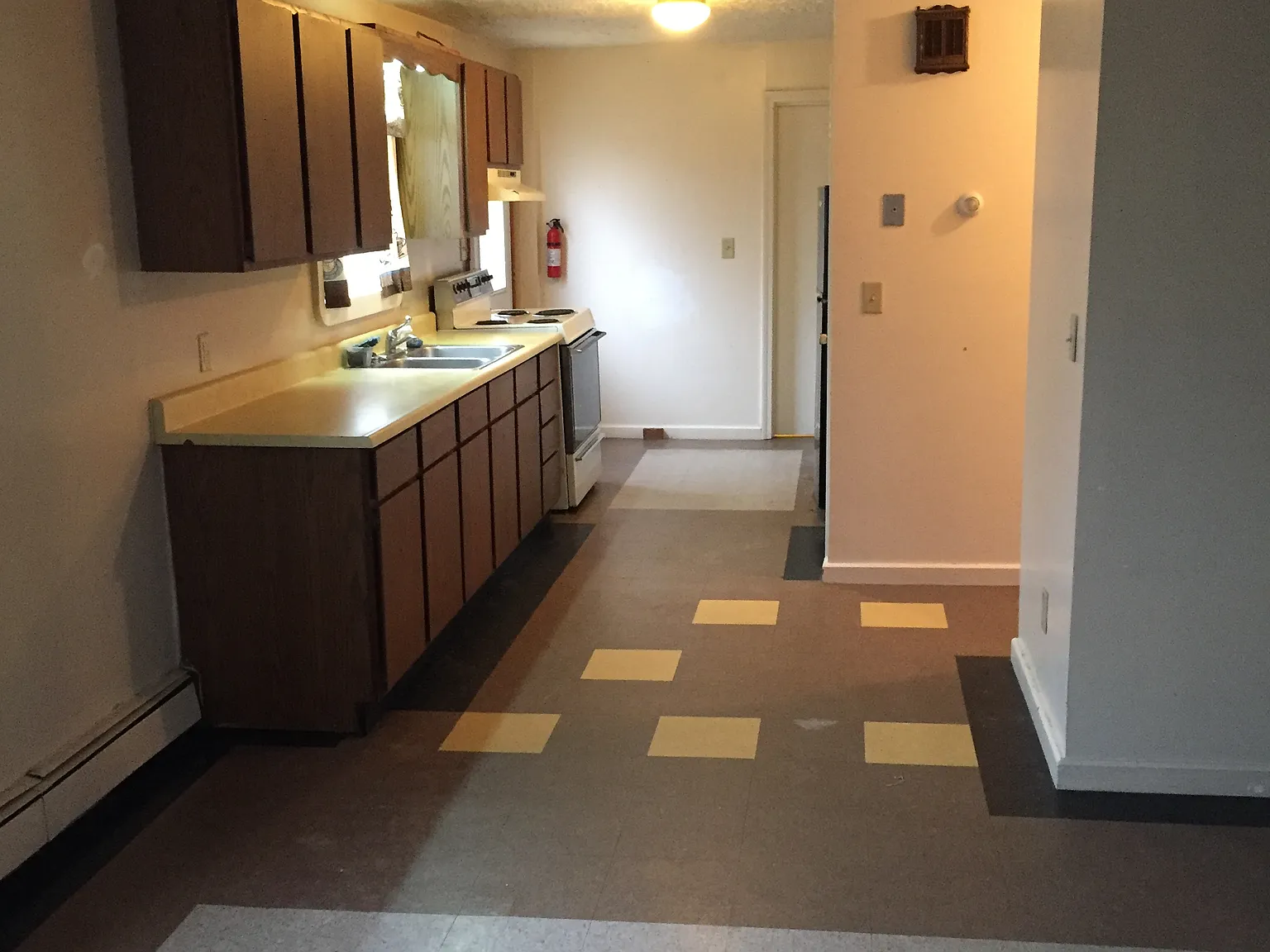 1 bed, $900 — Photo 3