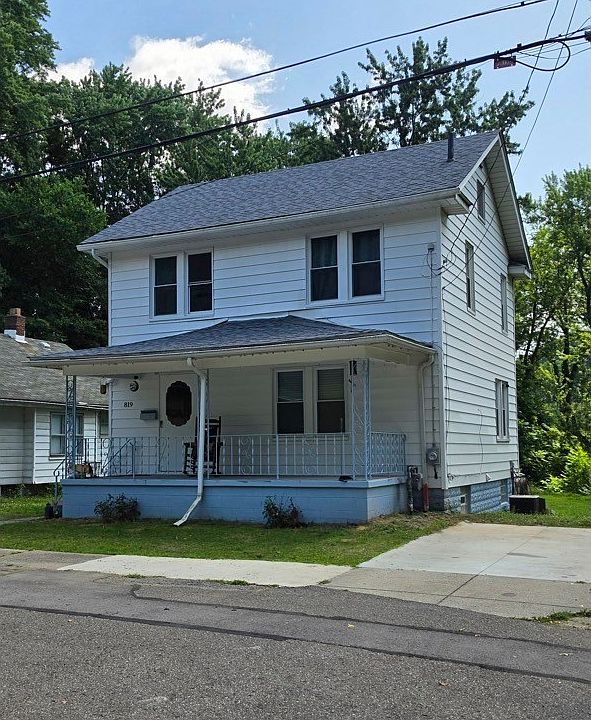1st image of 819 Keeney St