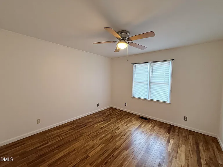 5544 Sharpe Dr — Photo 18