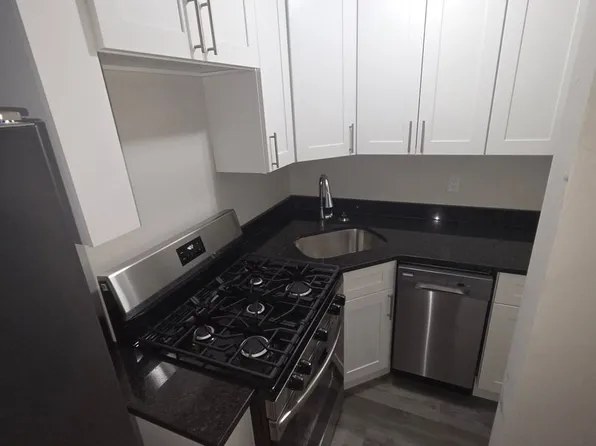 860 - 3517 CHARLES COURT ASSOCIATES LP, 3517 Charles Ct APT 11, North Bergen, NJ 07047