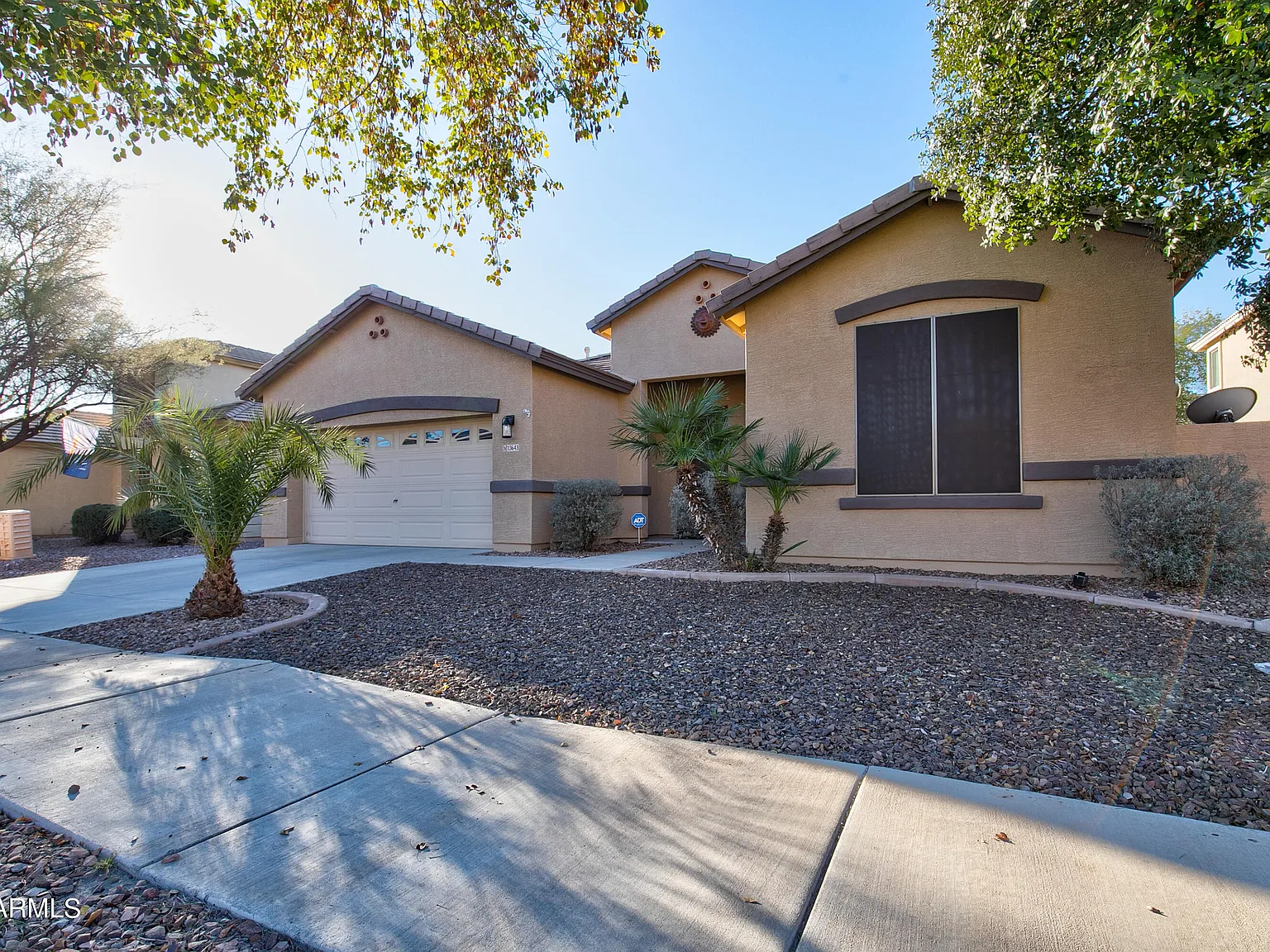 2 bed, 2.0 bath, 1803 sqft, $1,999 — Photo 4