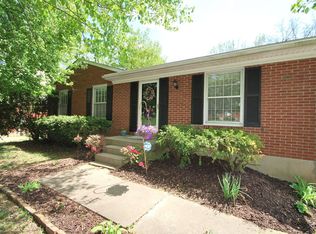 9718 Mary Dell Ln, Louisville, KY 40291