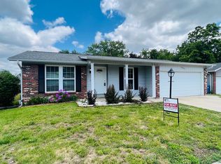 3092 Doddridge Ave, Maryland Heights, MO 63043