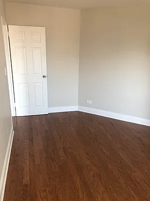 Rented by Metropolis Real Estate of Manhattan | media 23