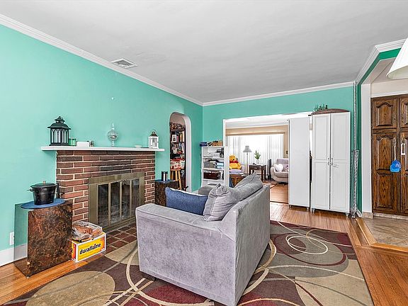4th image of 150-61 32nd Ave #1