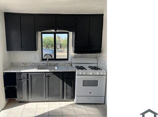 9035 N 11th St, Phoenix, AZ 85020