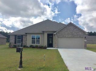 14014 Oakwilde Dr, Denham Springs, LA 70706