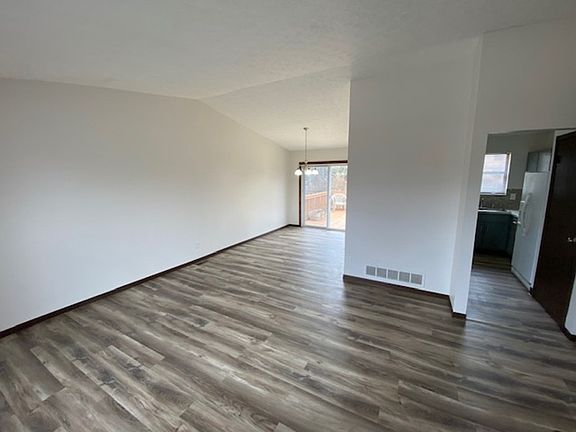 3rd image of 1809 Minturn Dr