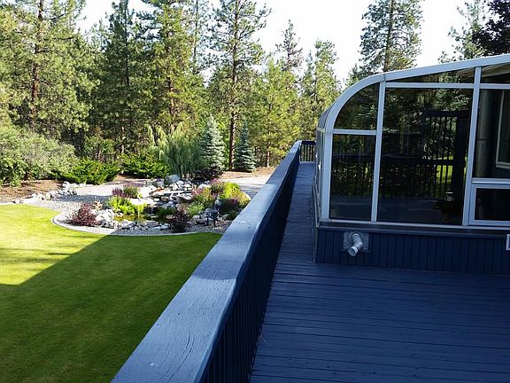5th image of 5 Oakes Dr