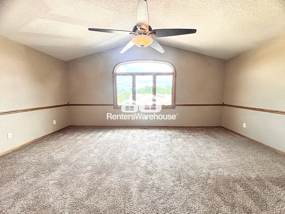 737 Kitterman Cir