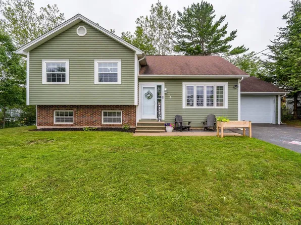14 Wilson Rd, Enfield, NS B2T 1J7