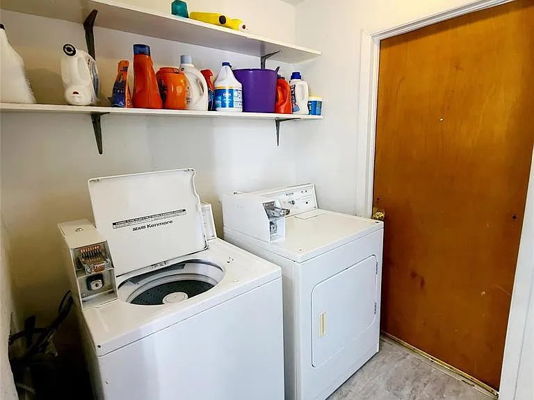 4916 Worth St #4 — Photo 12