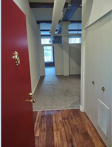 Floor plan Redwood - 1 Bedroom 1 Bath