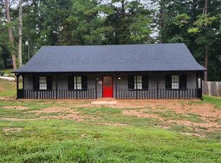 9215 Colony Dr NW #B, Covington, GA 30014