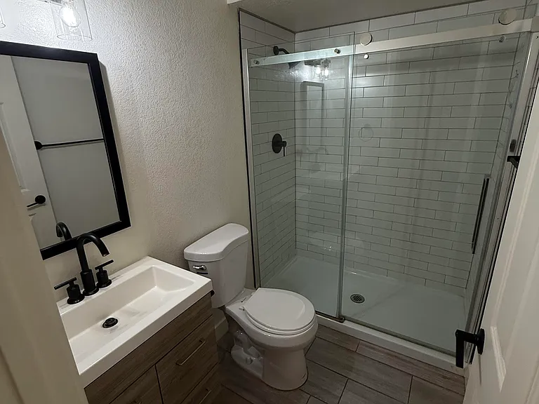 6959 W Mountain View Rd — Photo 10