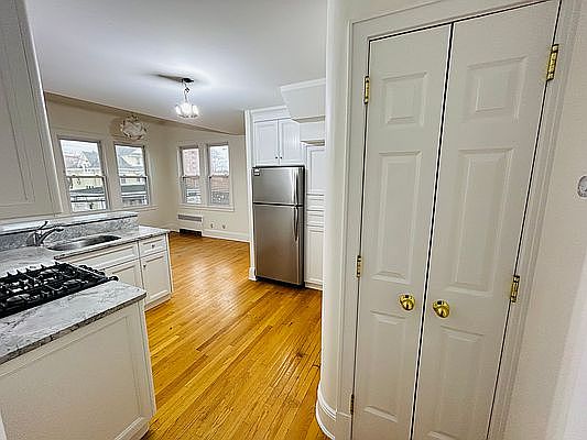 3rd image of 163 Beach 121 St #6