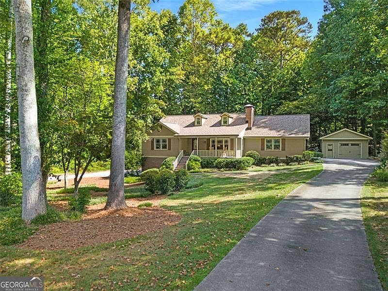 1st image of 2245 Valley Creek Cir