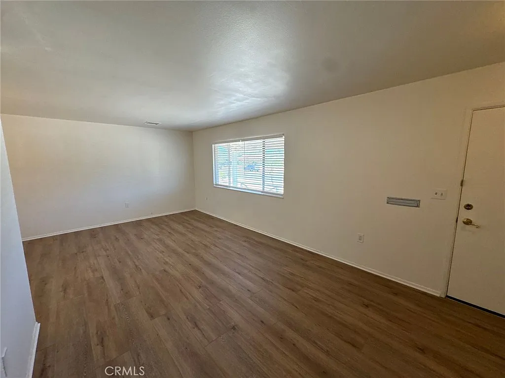 2 bed, 992 sqft, $1,795 — Photo 4