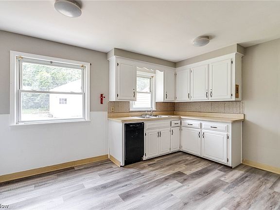 5th image of 4691 E 88th St