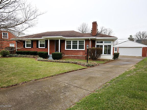 3rd image of 1 Hallsdale Dr