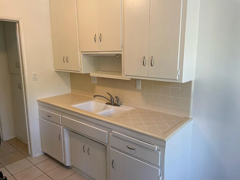 2904 E Mariquita St #1 — Photo 12