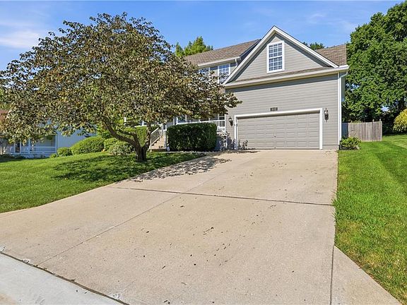 2nd image of 4312 SE Seattle Slew Dr