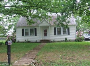 11 Blair Rd, Fredericksburg, VA 22405