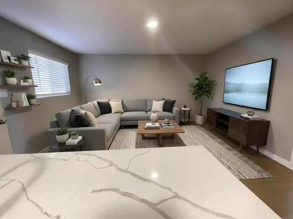 407 1/2 W 38th St #106, Austin, TX 78705