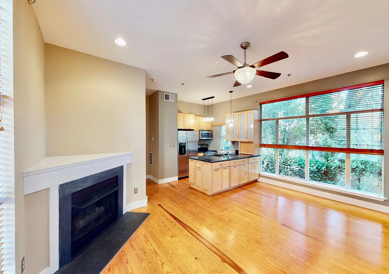 2062 Atherton Heights Lane — Photo 3