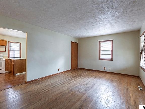 4th image of 4915 N 62nd St