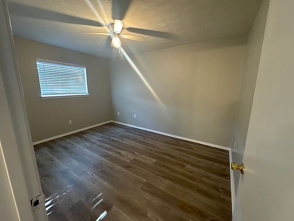 5th image of 3471 Douglass Ave #4