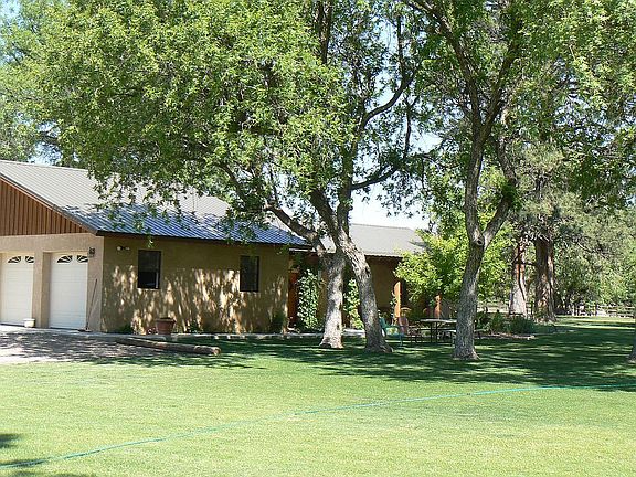 Beautiful Mature Landscaping