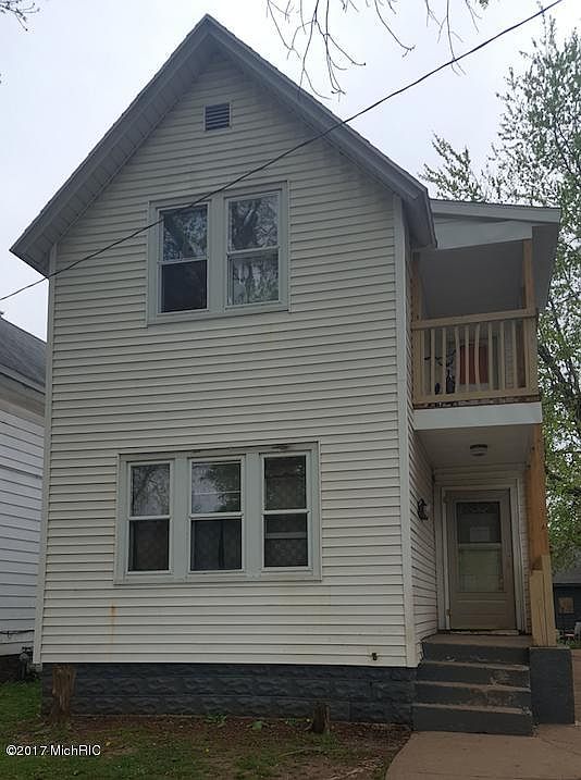 1st image of 915 McReynolds Ave NW