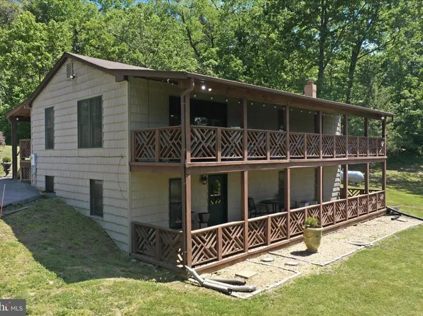 13010 Belle Meade Ln, Markham, VA 22643