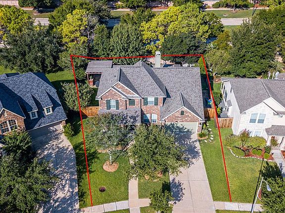 3rd image of 23711 Wildflower Cir