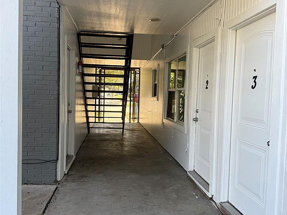 4th image of 9002 Ilona Ln #8