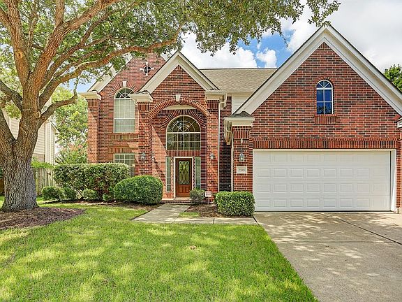 4th image of 2918 Highland Lakes Dr