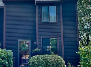 60 Thornhill Rd, Stratham, NH 03885