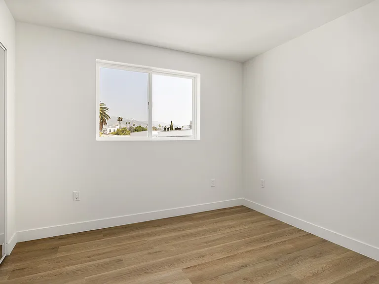 5351 Virginia Ave — Photo 14