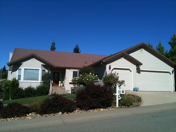 1st image of 265 California Dr